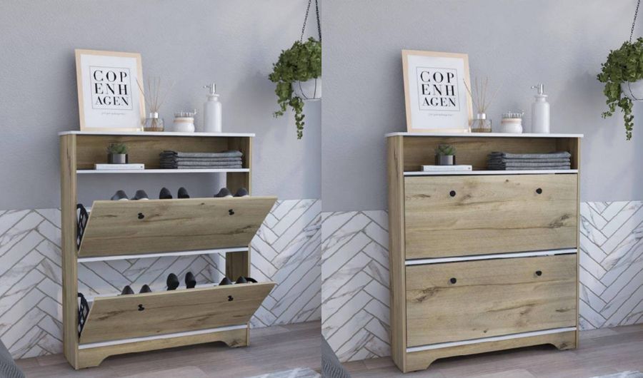 Dos fotos de un mueble zapatero de madera clara con dos compartimentos y espacio para otros accesorios y adornos. En la primera foto los compartimentos estás abiertos y en la segunda, cerrados. 