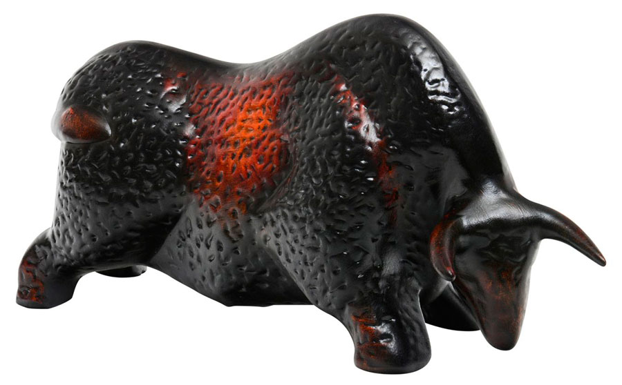 la vuelta al mundo en 8 objetos homy toro negro rojo