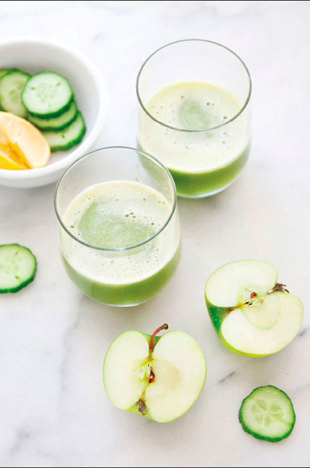 sumate a tendencia saludable de jugos prensados en frio jugo verde